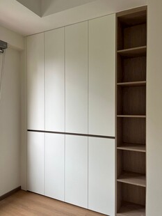 一门到顶分段衣柜高级感全屋定制