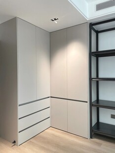 一门到顶分段衣柜高级感全屋定制