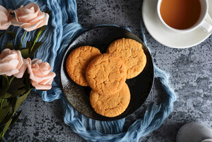 休闲时刻饮下午茶吃点心