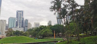  吉隆坡城中城公园一角