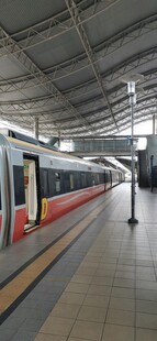  吉隆坡地铁火车站台 