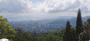 马来西亚槟城升旗山远眺 