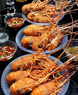 龙虾宴