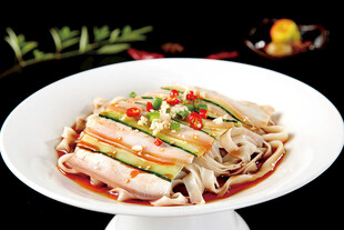 蒜泥白肉面