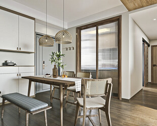 日式家居北欧圆桌装修原木风餐厅