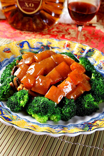 茶树菇焖肉