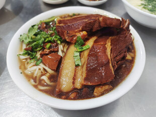 大肉面 