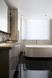 家居客厅卧装修厕所现代卫生间