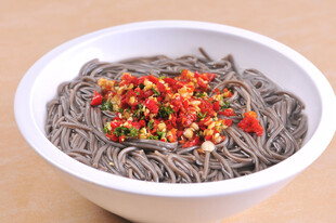 酸辣蕨根粉