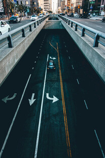 公路隧道出口
