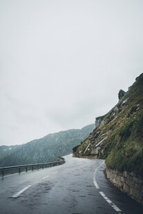 蜿蜒公路