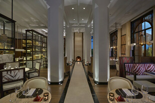 酒店大堂休闲区