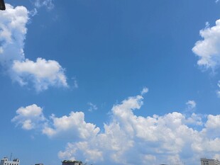 白云和蓝天