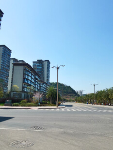 小区外围公路