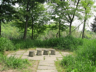 石凳
