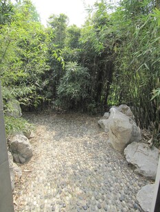 石子路