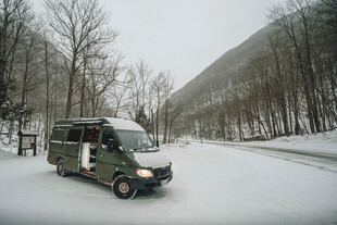 雪地汽车
