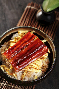 鳗鱼饭