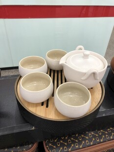 白瓷茶具