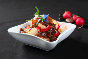 樱桃萝卜拌折头