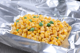 锡纸玉米粒