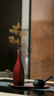 中式雅致花瓶