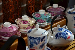 精美传统茶具展示