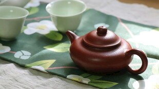 古朴茶具
