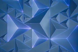 蓝色几何多边形科技背景图