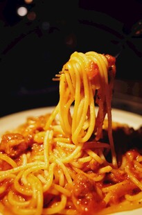美味意大利肉酱面特写