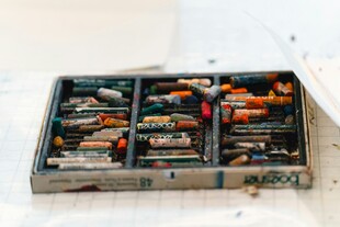 盒装多彩玩具车模型