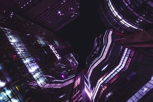炫彩霓虹夜景建筑线条