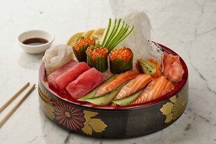 日式多彩寿司拼盘