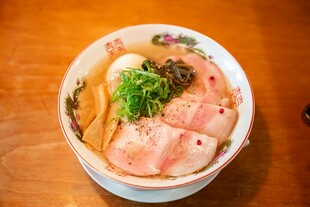 美味日式叉烧拉面