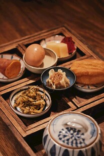 中式传统早餐拼盘展示