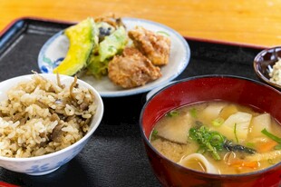 日式美味餐食组合
