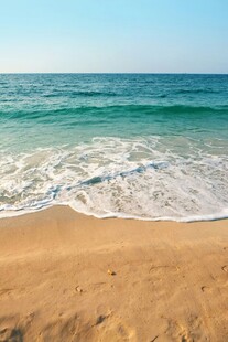 海边沙滩海浪美景