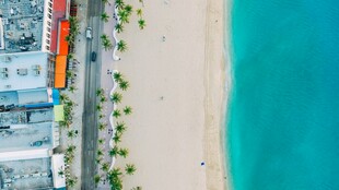 海滨城市美丽海岸线风光