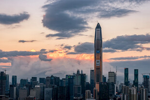 深圳城市天际线日落美景