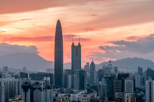 深圳城市天际线日落美景