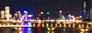 城市璀璨夜景河畔风光