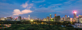 城市夜景璀璨灯火辉煌