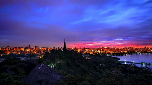 城市黄昏夜景绚丽风光