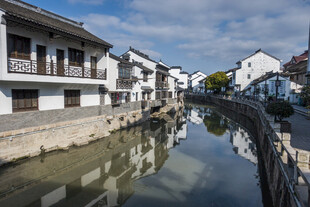 江南水乡古巷小河景致