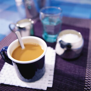 蓝色咖啡杯 咖啡饮品图片