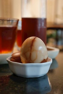 美味冰淇淋搭配茶饮