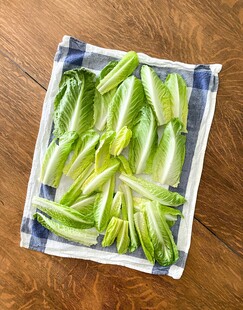 盘中鲜嫩莴笋