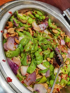 洋葱炒肉