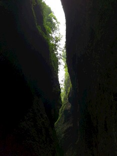 一线天