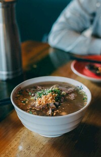 美味热汤面